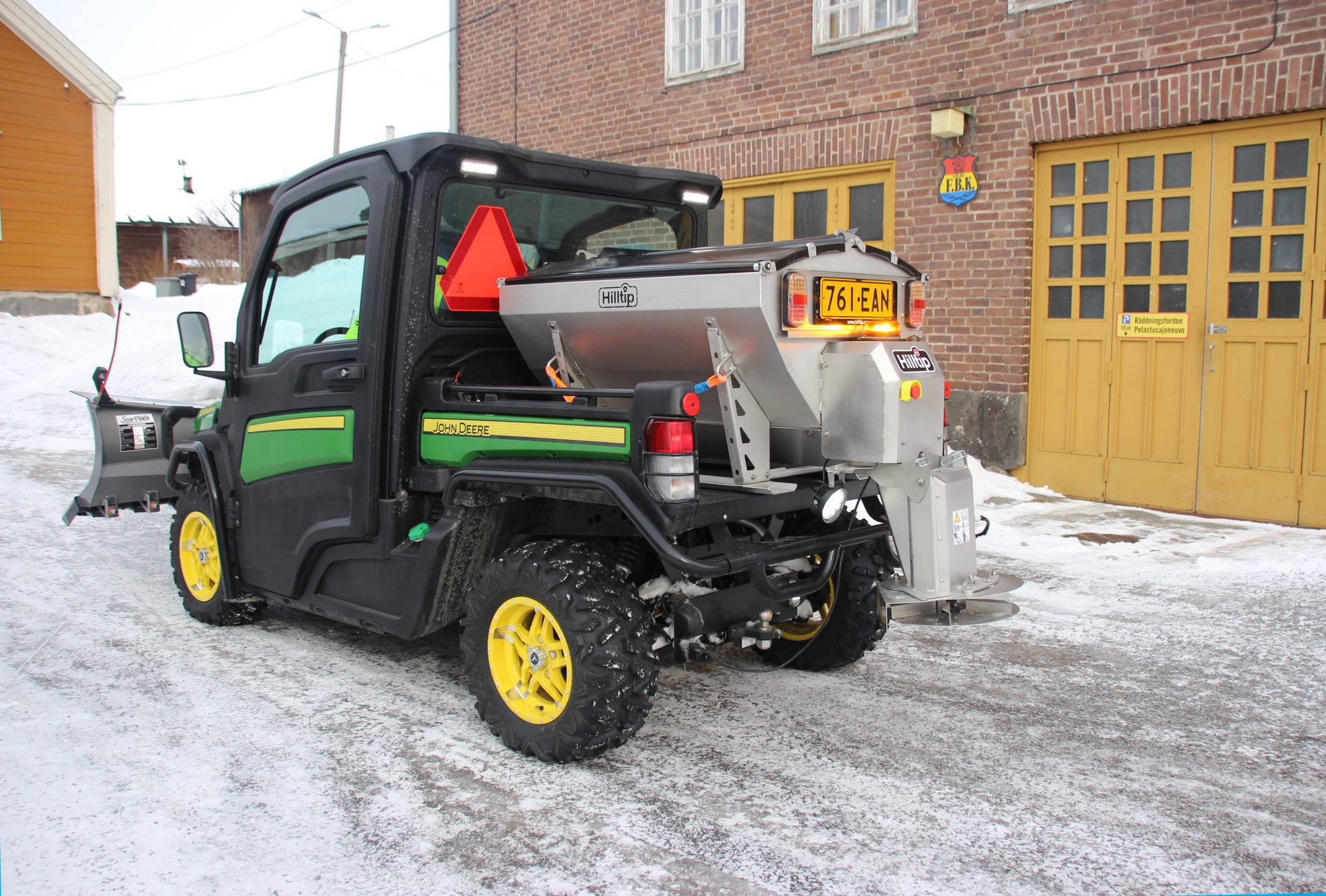 Električni posipač IceStriker UTV četvorotočkaš
