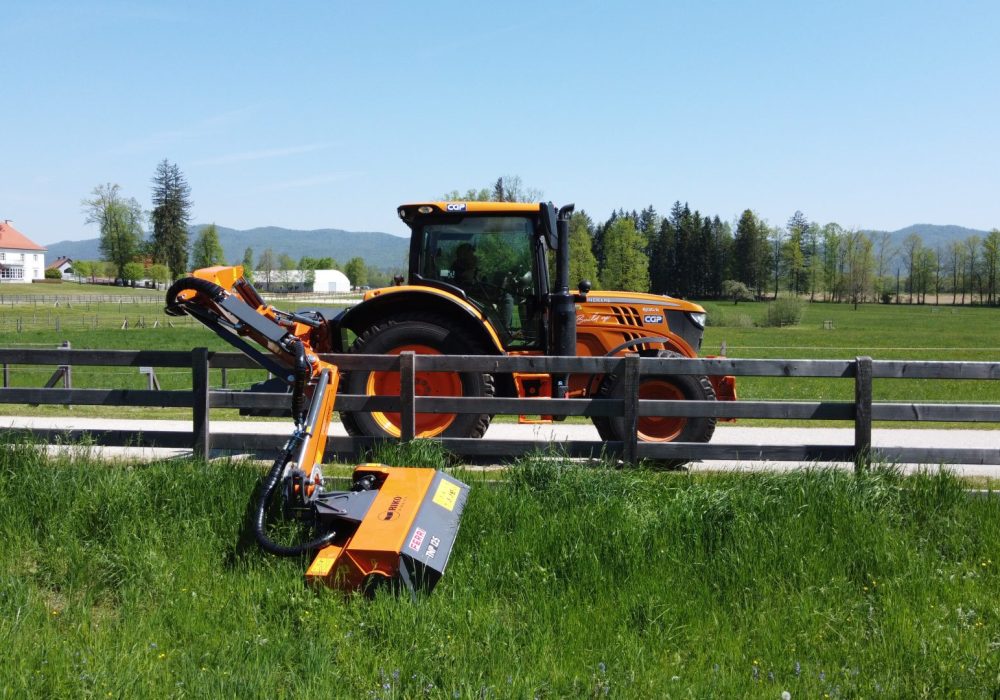 Fotografija izdelka - Hydraulische Auslegermulcher Serie ProTeam